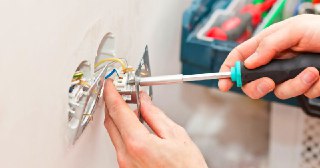Электромонтажные работы Бор цена 458 руб Электрика под ключ